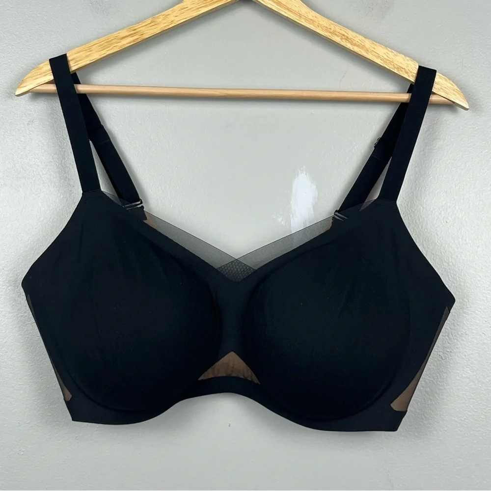 Honeylove Liftwear Crossover black wireless mesh inset bra, 1X 40C/D.